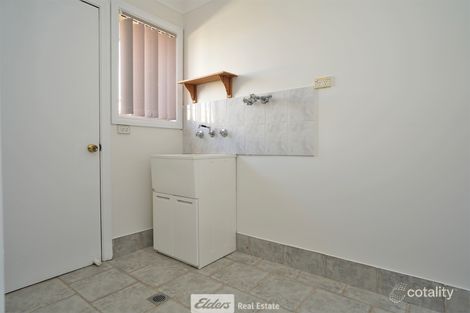 Property photo of 9 North Grove Drive Griffith NSW 2680