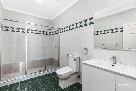 Property photo of 16 Rainham Circuit West Hoxton NSW 2171