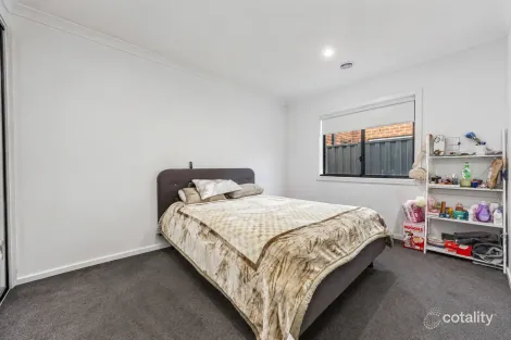 Property photo of 148 Atherstone Boulevard Strathtulloh VIC 3338