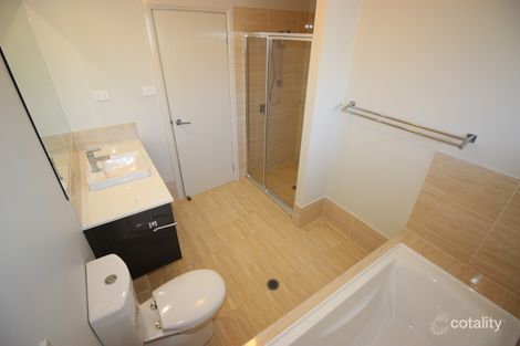 Property photo of 28 Boyne Crescent Cameron Park NSW 2285