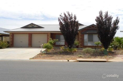 2 Barossa Dr, Munno Para West, SA 5115