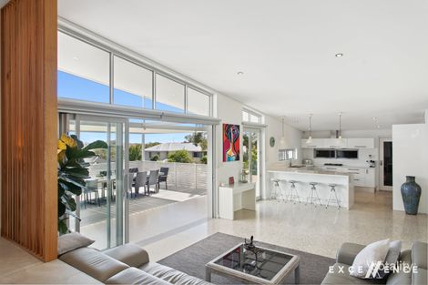 6 Maisie Cres, Wembley Downs, WA 6019