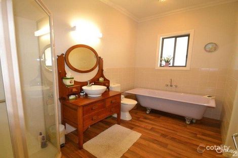 Property photo of 170 Bowen Street Echuca VIC 3564