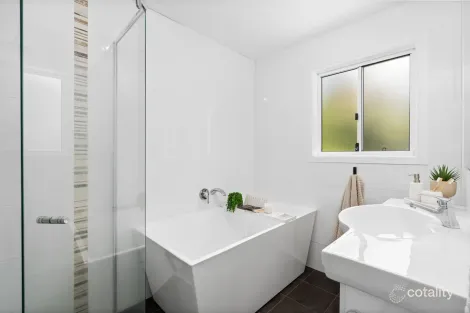 Property photo of 31 Dolly Avenue Springfield NSW 2250