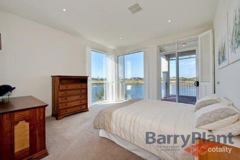 Property photo of 34 Panorama Way Point Cook VIC 3030
