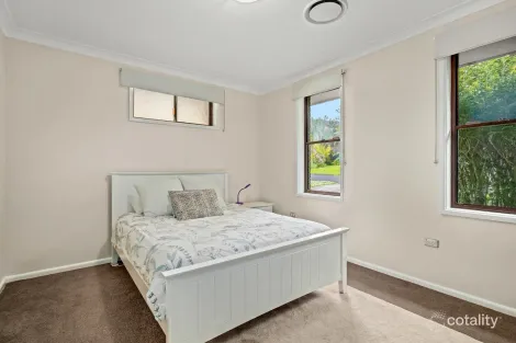 Property photo of 12 Lakewood Avenue Green Point NSW 2251