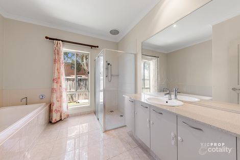 Property photo of 24 Aspen Crescent Point Cook VIC 3030