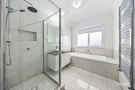 Property photo of 17 Vivaldi Drive Junction Village VIC 3977