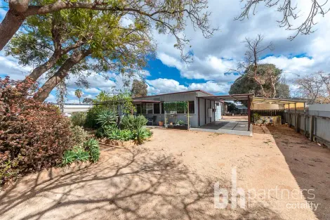 42 Sturt St, Loxton, SA 5333