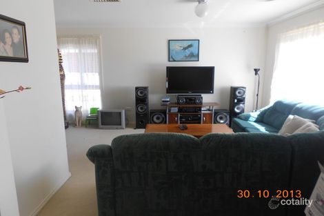 Property photo of 4 Bourkelands Drive Bourkelands NSW 2650