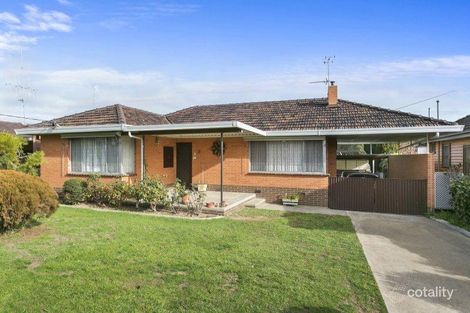 4 Palm Ave, Spring Gully, VIC 3550