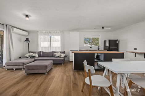 Property photo of 31 Joseph Street Dinmore QLD 4303