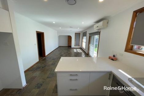 Property photo of 16 Holloway Street Newport VIC 3015