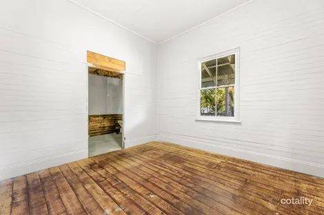 Property photo of 32 Emu Creek Road Crows Nest QLD 4355