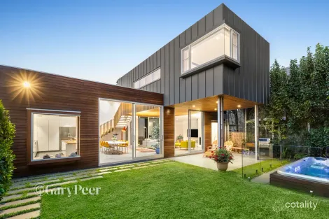 305 Alma Rd, Caulfield North, VIC 3161