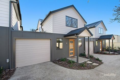 4/2 Mitchell St, Kyneton, VIC 3444