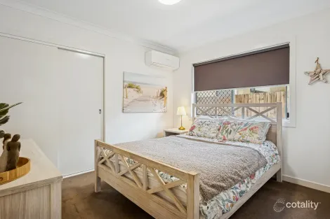 Property photo of 19 Cassimaty Street Ferny Grove QLD 4055