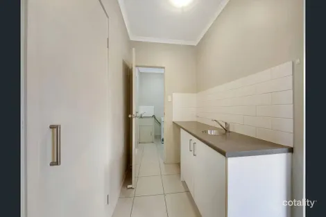 Property photo of 15/1 Collins Lane Kin Kora QLD 4680