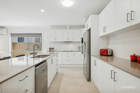 Property photo of 19 Cassimaty Street Ferny Grove QLD 4055