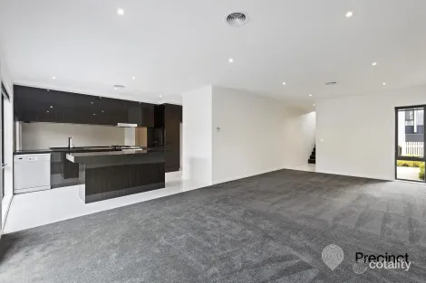 Property photo of 27 Greenwich Crescent Bundoora VIC 3083