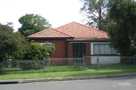 48 Rhodes Ave, Guildford, NSW 2161