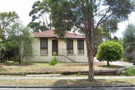 77 Raphael Cres, Frankston, VIC 3199