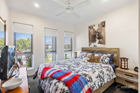 Property photo of 37 Sunray Avenue Palmview QLD 4553