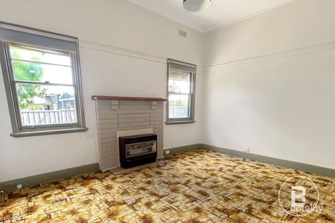 Property photo of 8 Port Fairy Road Ararat VIC 3377