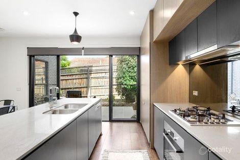 Property photo of 13/222 Williamsons Road Doncaster VIC 3108