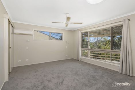 Property photo of 30 Timbarra Crescent Jindalee QLD 4074