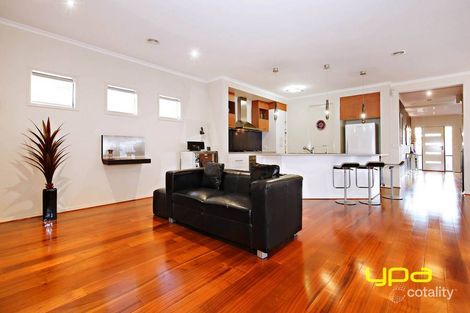 Property photo of 12 Coliban Gardens Caroline Springs VIC 3023