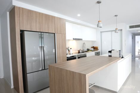 Property photo of 201/26-28 Gray Street Southport QLD 4215