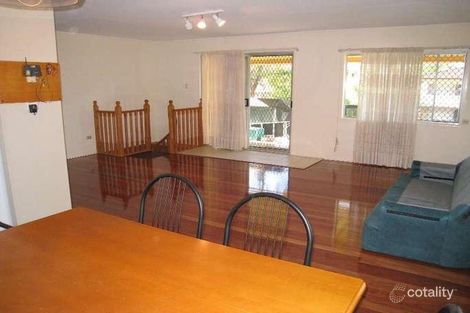 Property photo of 9 Linfield Street Mansfield QLD 4122