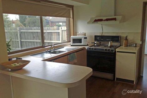 Property photo of 1 Wallace Place Mill Park VIC 3082