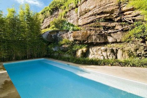Property photo of 71 Undercliff Road Freshwater NSW 2096