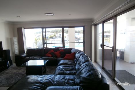 Property photo of 35 Cova Boulevard Hope Island QLD 4212