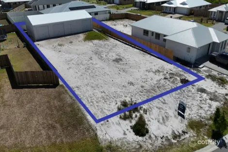 Property photo of 12 Flame Tree Drive Burrum Heads QLD 4659