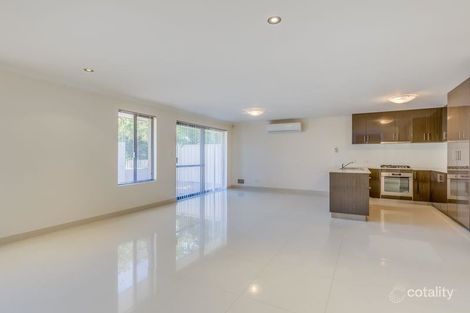 1/18 Gladstone Rd, Armadale, WA 6112