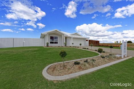 Property photo of 3 Bowerbird Court Branyan QLD 4670