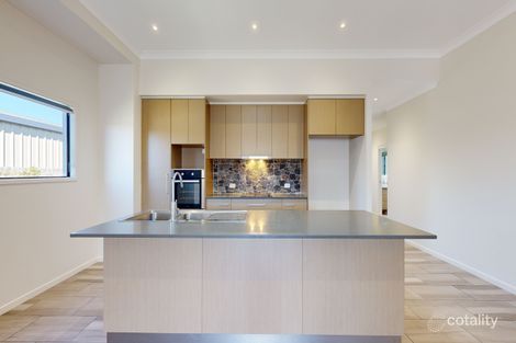 Property photo of 17 Barnfield Street Mount Low QLD 4818