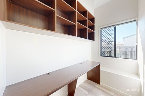 Property photo of 17 Barnfield Street Mount Low QLD 4818