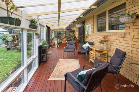 Property photo of 2 Mountain View Avenue Woodend VIC 3442