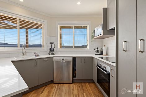 Property photo of 2/13 Reedys Cutting Road Jindabyne NSW 2627