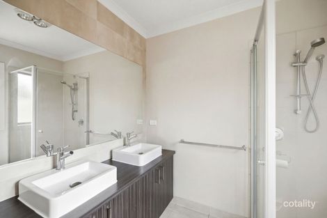 Property photo of 5 Jasmine Crescent Ballan VIC 3342