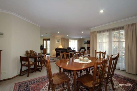 Property photo of 4 Josie Court Lilydale VIC 3140