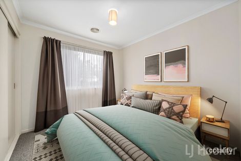 Property photo of 5/1-7 Torpy Place Jerrabomberra NSW 2619