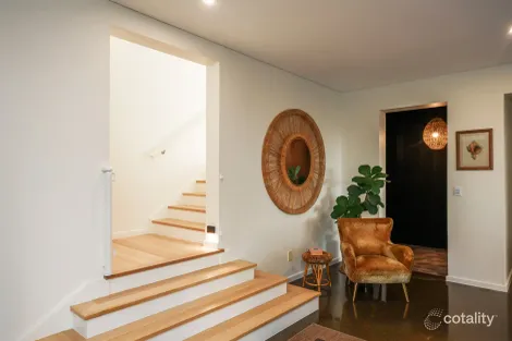 Property photo of 1 Stirling Drive Castle Hill QLD 4810