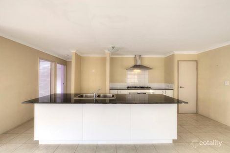72 Kalari Dr, Wattle Grove, WA 6107