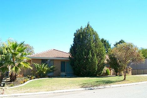 16 Rotorua Gr, Joondalup, WA 6027