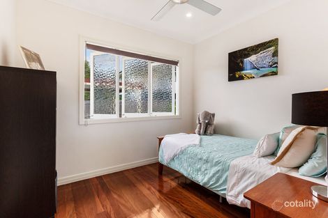 102 Minto Cres, Arana Hills, QLD 4054